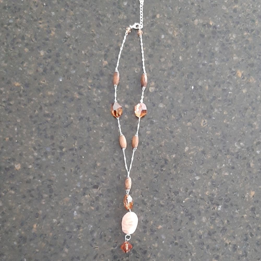 Beautiful brown gem and wood necklace